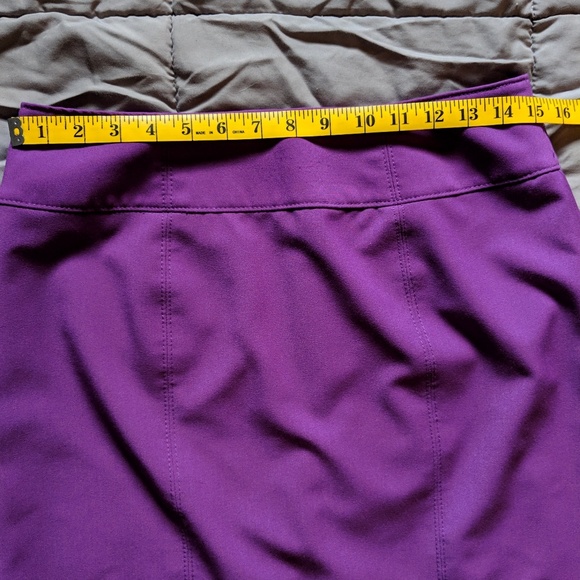 Skirt - Picture 3 of 5